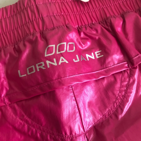 {Lorna Jane} Pink Luminosity Athletic Shorts - Picture 5 of 8